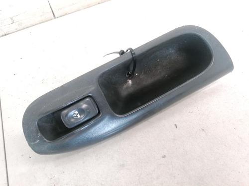 Used Switch Switch RENAULT SCÉNIC I MPV (JA0/1_, FA0_) 2.0 16V (JA1B, JA1D, JA0C) (139 hp) 32884085 32884085