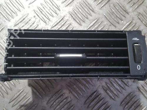 Used Air vent Air vent VOLVO XC70 II (136) 2.4 D / D4 AWD (163 hp) 33503170 33503170
