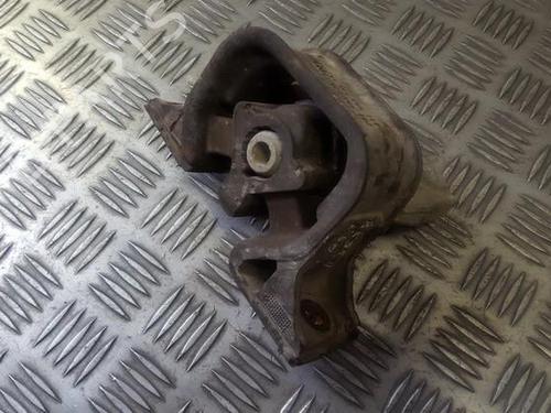 Used Engine mount Engine mount OPEL CORSA C (X01) 1.2 Twinport (F08, F68) (80 hp) 33494972 33494972