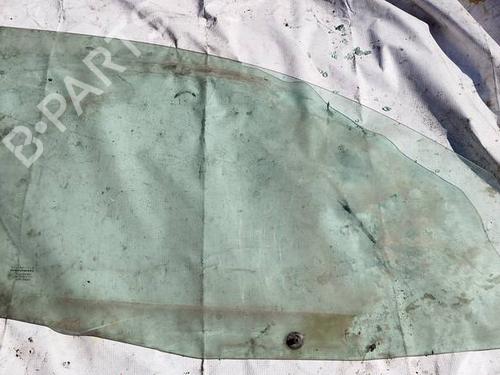 Used Front right door window Front right door window 37625273 37625273