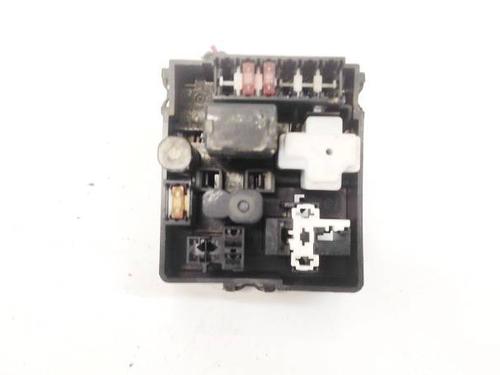 Fuse box TOYOTA RAV 4 II (_A2_) 2.0 D 4WD (CLA20_, CLA21_, CLA20R, CLA21R) | BP32965594E1 - Image 2