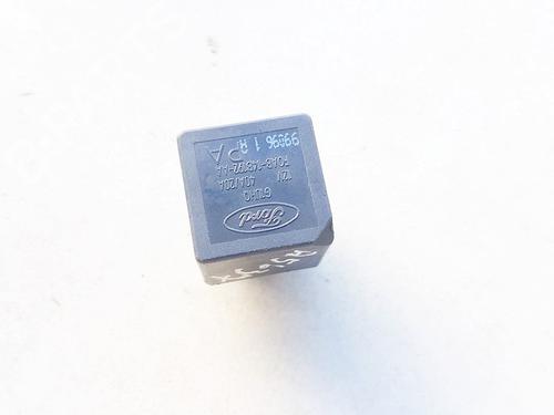 other-ford-focus-i-daw-dbw-1998-1999-2000-2001-2002-2003-2004-2005-2006-2007-2008-2009-33530007 main image