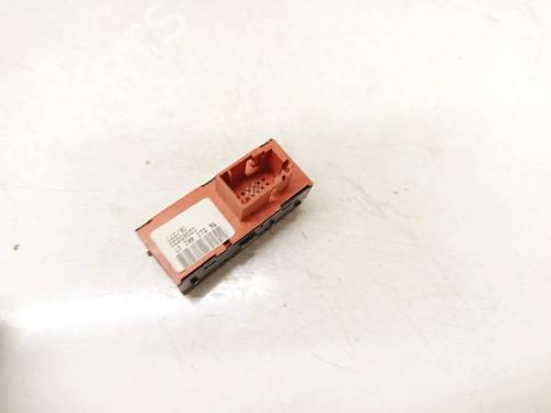 Switch PEUGEOT 407 (6D_) 2.0 HDi 135 (6DRHRH, 6DRHRE, 6DRHRG, 6DRHRJ) | BP38041938I30 - Image 3