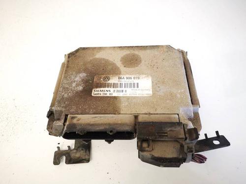 Used Engine control unit (ECU) Engine control unit (ECU) VW GOLF IV (1J1) 1.6 (100 hp) 34256440 34256440