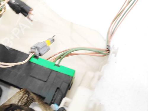 Fuse box PEUGEOT 407 (6D_) 2.0 HDi 135 (6DRHRH, 6DRHRE, 6DRHRG, 6DRHRJ) | BP32956721E1 - Image 2