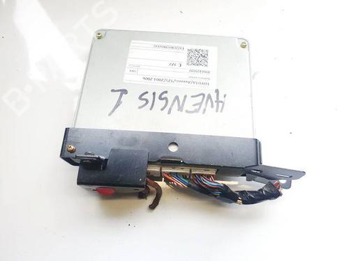 Used Engine control unit (ECU) Engine control unit (ECU) TOYOTA PRIUS (_W3_) 1.8 Hybrid (ZVW3_) (99 hp) 33565499 33565499