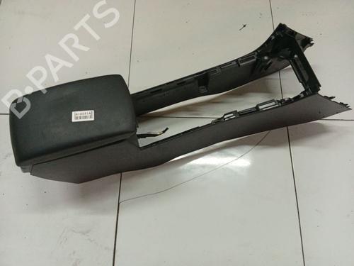Used Armrest / Center console Armrest / Center console MAZDA 6 Hatchback (GH) 2.0 MZR-CD (GH14) (140 hp) 34942224 34942224