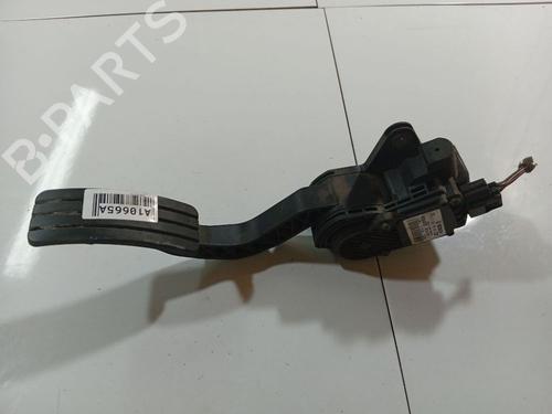 Used Pedal Pedal RENAULT LAGUNA III (BT0/1) 2.0 dCi (BT07, BT0J, BT14, BT1A, BT1S) (131 hp) 34914972 34914972