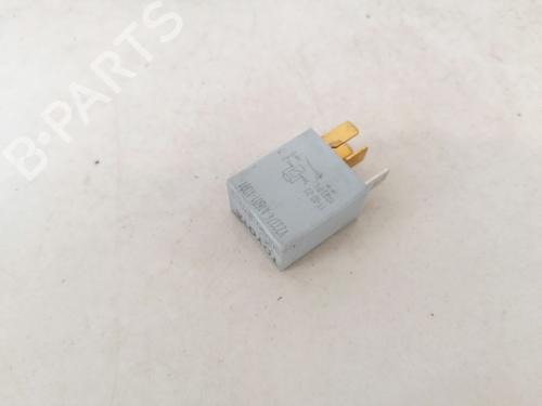Used Electronic sensor Electronic sensor TOYOTA AVENSIS Saloon (_T27_) 2.0 D-4D (ADT270_, ADT270R) (126 hp) 33095353 33095353