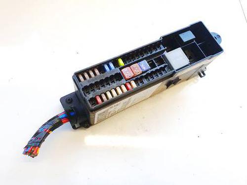 Used Fuse box Fuse box 37063835 37063835