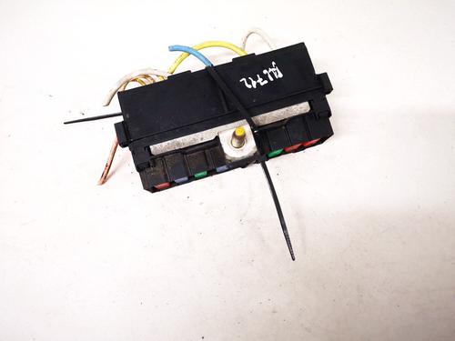 fuse-box-peugeot-807-eb_-2002-33084563 main image