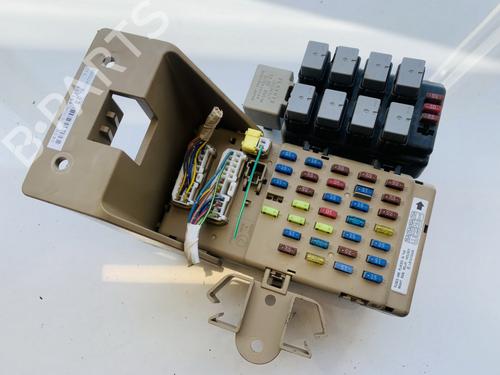 Used Fuse box SUBARU OUTBACK (BL, BP) 2.0 D AWD (BPD) (150 hp) 32877917