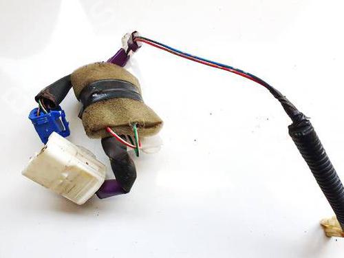 Used Electronic module Electronic module TOYOTA RAV 4 II (_A2_) 2.0 D 4WD (CLA20_, CLA21_, CLA20R, CLA21R) (116 hp) 32565736 32565736