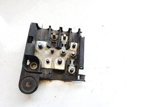 Used Fuse box Fuse box 39116342 39116342