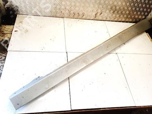 Used Left sideskirt Left sideskirt 34771011 34771011