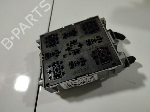 Used Fuse box Fuse box PORSCHE CAYENNE (9PA) S 4.5 (340 hp) 32553659 32553659