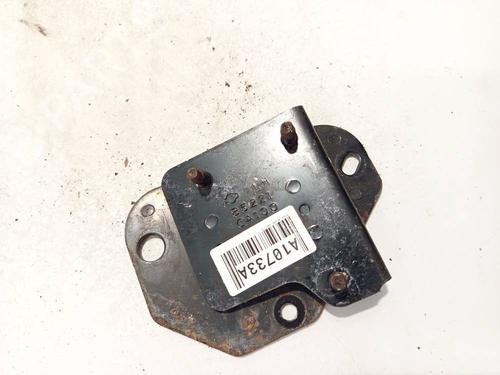 Used Rear bumper bracket Rear bumper bracket 38574828 38574828