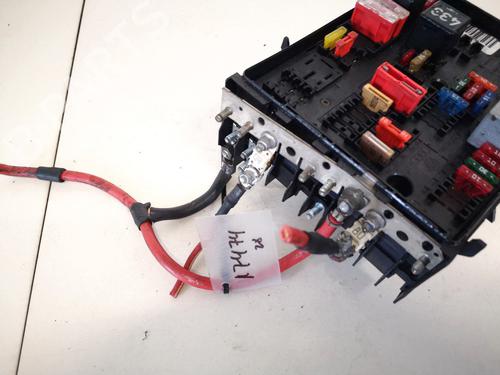 Fuse box AUDI A3 (8P1) 2.0 TDI 16V | BP32902215E1 - Image 2