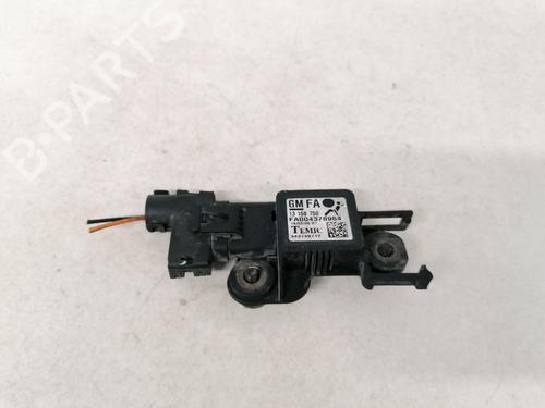 Used Electronic module Electronic module OPEL ZAFIRA / ZAFIRA FAMILY B (A05) 1.9 CDTI (M75) (150 hp) 33082039 33082039