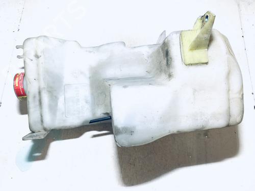 Used Windscreen washer tank Windscreen washer tank AUDI A6 C4 (4A2) 1.9 TDI (90 hp) 35879223 35879223