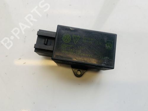 Used Electronic module Electronic module VW TOUAREG (7LA, 7L6, 7L7) 2.5 R5 TDI (174 hp) 33094219 33094219