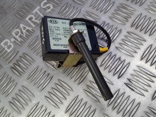 Used Electronic module Electronic module KIA CARENS II MPV (FJ) 1.8 (126 hp) 35676119 35676119