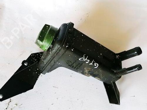 power-steering-reservoir-vw-passat-b55-3b3-2000-2001-2002-2003-2004-2005-35621372 main image