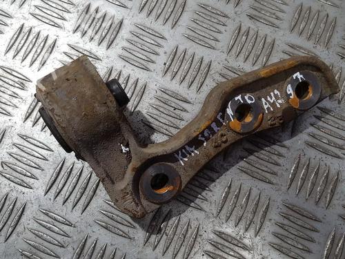 Used Engine mount Engine mount KIA SORENTO I (JC) 2.5 CRDi 4WD (140 hp) 33503076 33503076