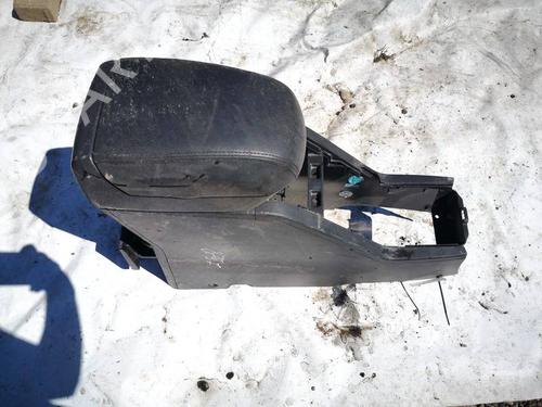 Used Armrest / Center console Armrest / Center console CHEVROLET CAPTIVA (C100, C140) 2.0 D (150 hp) 35268561 35268561
