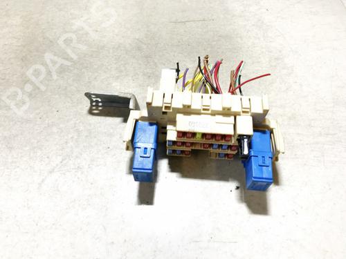 Used Fuse box Fuse box NISSAN QASHQAI I (J10, NJ10) 1.5 dCi (106 hp) 33061392 33061392