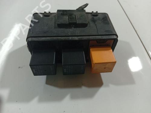 Fuse box OPEL FRONTERA B (U99) 2.2 DTI (6B_66, 6B_76) | BP32560279E1