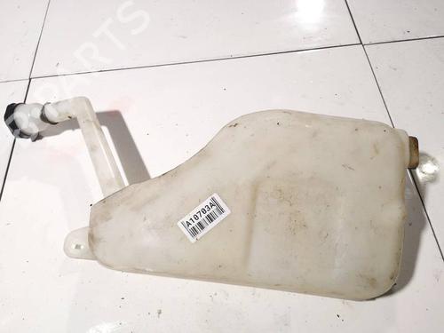 Used Windscreen washer tank Windscreen washer tank RENAULT MEGANE III Hatchback (BZ0/1_, B3_) 1.6 16V (BZ1B, BZ1H) (110 hp) 34891952 34891952