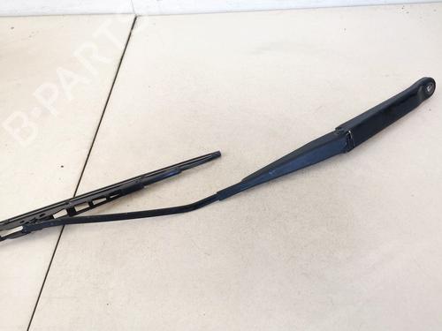 Used Front windshield wiper arm Front windshield wiper arm 32899973 32899973