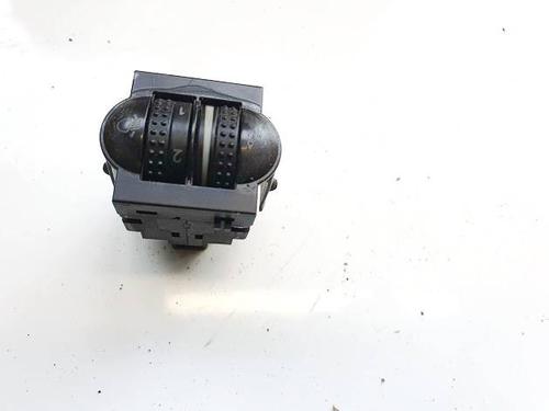 Used Switch Switch VW PASSAT B5 Variant (3B5) 1.9 TDI (90 hp) 34763807 34763807