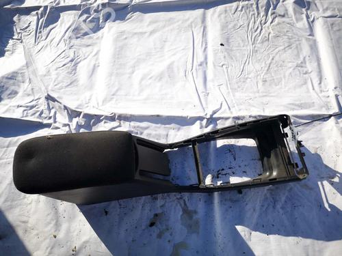 Used Armrest / Center console Armrest / Center console 35481696 35481696