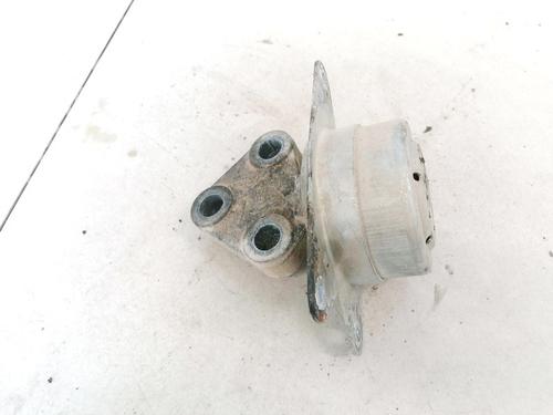 Used Engine mount Engine mount 32885771 32885771
