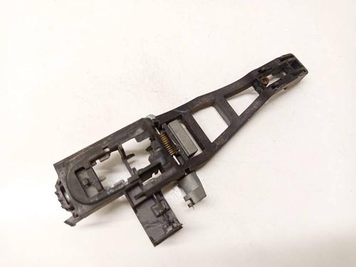 rear-left-exterior-door-handle-ford-focus-ii-da_-hcp-dp-2004-2005-2006-2007-2008-2009-2010-2011-2012-2013-34802631 main image