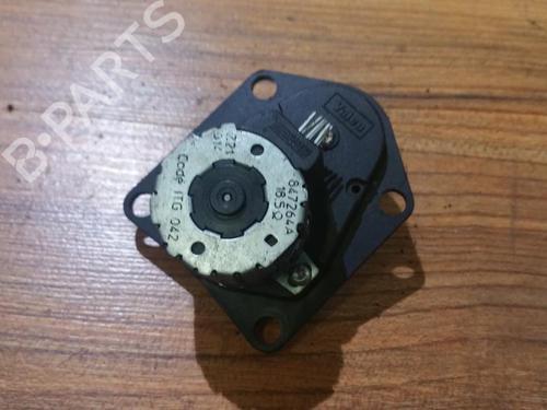Used Electronic module Electronic module CITROËN XSARA (N1) 1.6 i (88 hp) 33525584 33525584