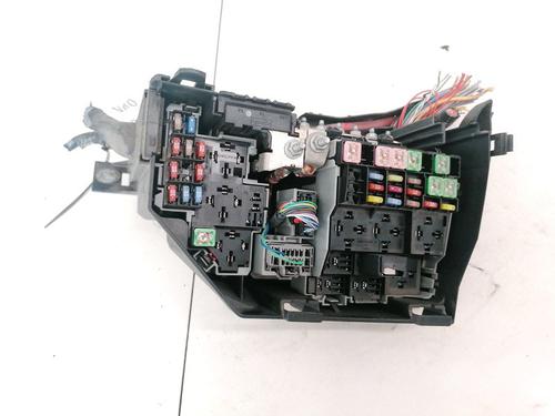 Used Fuse box Fuse box LAND ROVER FREELANDER 2 (L359) 2.2 TD4 4x4 (160 hp) 32879546 32879546