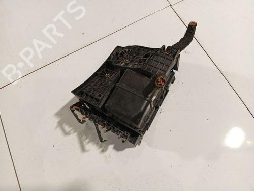 Fuse box VW PASSAT B7 (362) 1.6 TDI | BP37227429E1 - Image 4