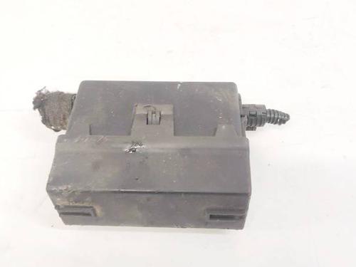fuse-box-opel-meriva-a-mpv-x03-2003-2004-2005-2006-2007-2008-2009-2010-32929883 main image