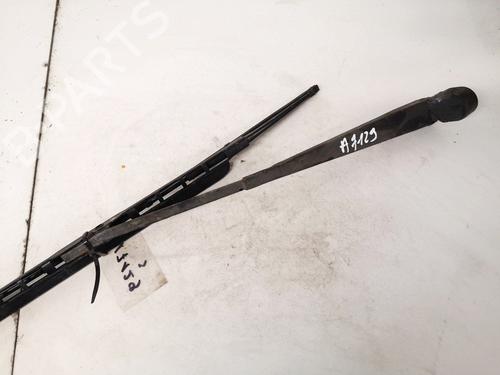 Used Front windshield wiper arm Front windshield wiper arm MERCEDES-BENZ 123 Saloon (W123) 200 D (123.120) (55 hp) 32915147 32915147