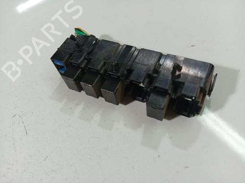 Fuse box SUBARU FORESTER (SG_) 2.0 AWD (SG5) | BP37864142E1 - Image 2