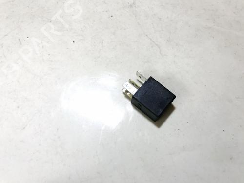 Electronic sensor OPEL ZAFIRA A MPV (T98) 2.0 DI 16V (F75) | BP33075379M84 - Image 3