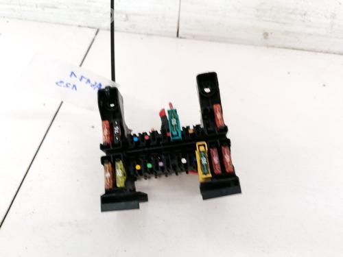 Used Fuse box Fuse box MERCEDES-BENZ S-CLASS (W221, V221) S 320 CDI (221.022, 221.122) (235 hp) 32880125 32880125