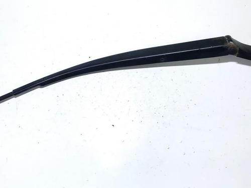 front-windshield-wiper-arm-kia-ceed-hatchback-ed-2006-2007-2008-2009-2010-2011-2012-33504195 main image