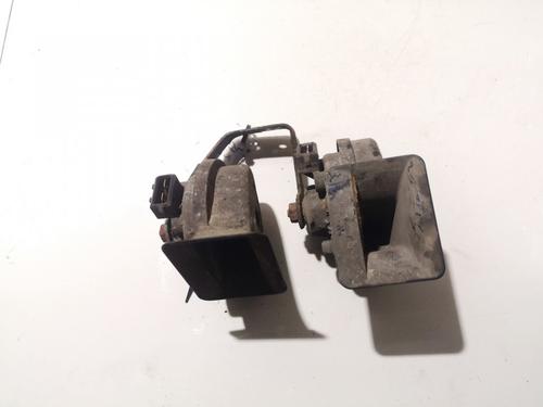 horn-audi-a4-b5-8d2-1994-1995-1996-1997-1998-1999-2000-2001-35883263 main image