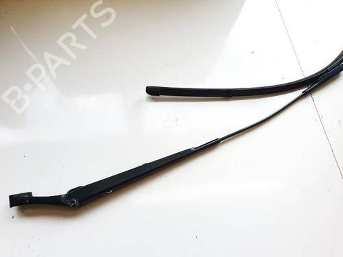 Used Front windshield wiper arm Front windshield wiper arm 37094001 37094001