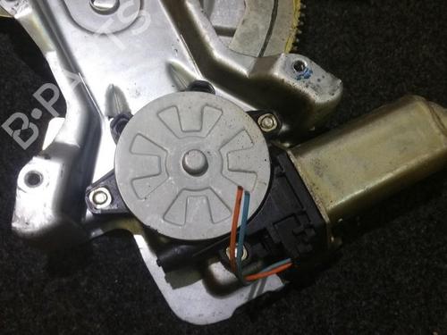 Used Right front window motor Right front window motor ROVER 200 II Hatchback (RF) 1.4 (90 hp) 35661658 35661658