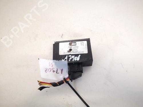 electronic-module-peugeot-607-9d-9u-2000-32902428 main image